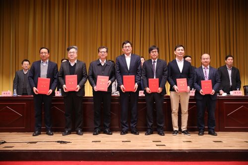 量子材料科學中心王健教授榮獲2019年度高等學校科學研究優秀成果獎 推動材料科學研究邁上新臺階